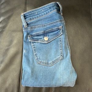 American Eagle, Skinny jean, never worn before, distressed ripped jeans.